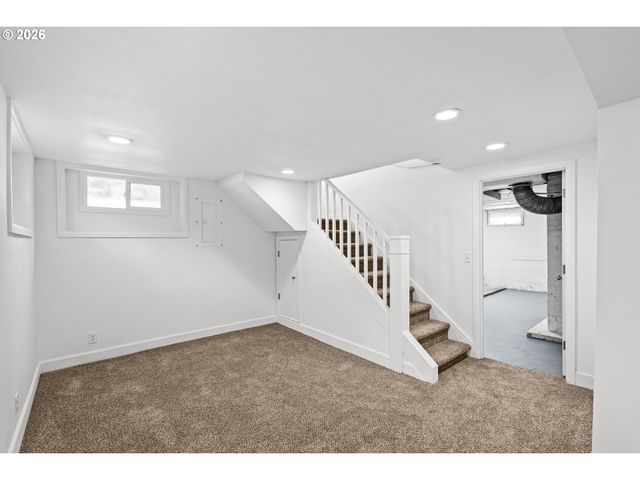 6312 N MONTANA Ave, Portland, OR 97217