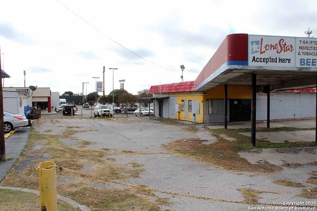 6850 Ingram Rd, San Antonio, TX 78238