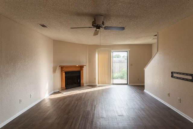 1602 Mill ST C, San Marcos, TX 78666