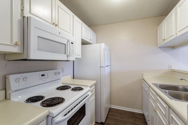 1602 Mill ST C, San Marcos, TX 78666