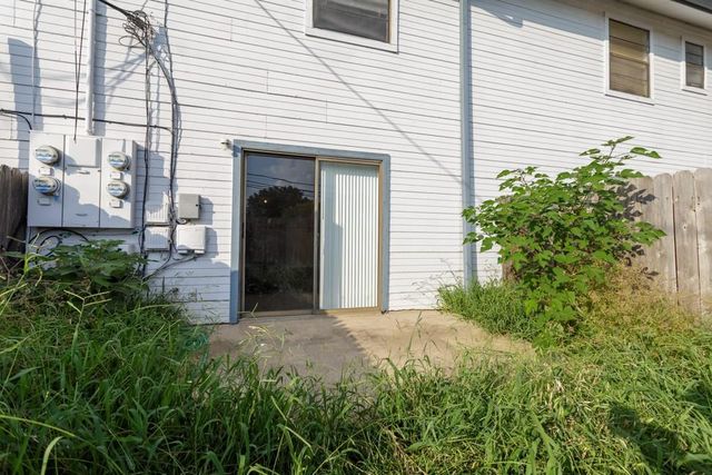 1602 Mill ST C, San Marcos, TX 78666