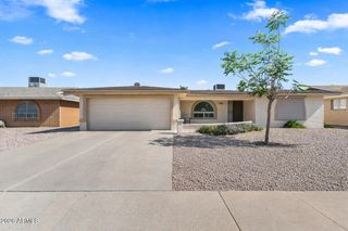 4256 E DOLPHIN Avenue, Mesa, AZ 85206