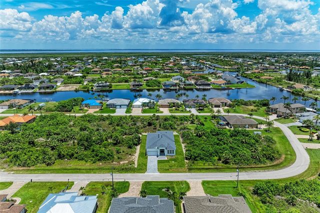 8147 TRACY CIRCLE, Port Charlotte, FL 33981