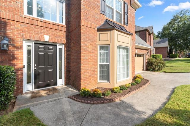 11935 Leeward Walk Circle, Alpharetta, GA 30005