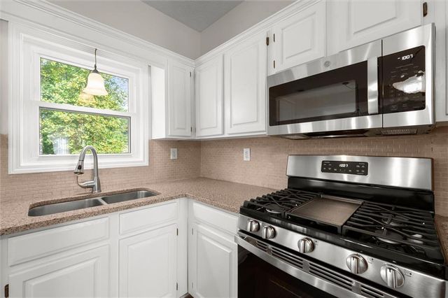 11935 Leeward Walk Circle, Alpharetta, GA 30005