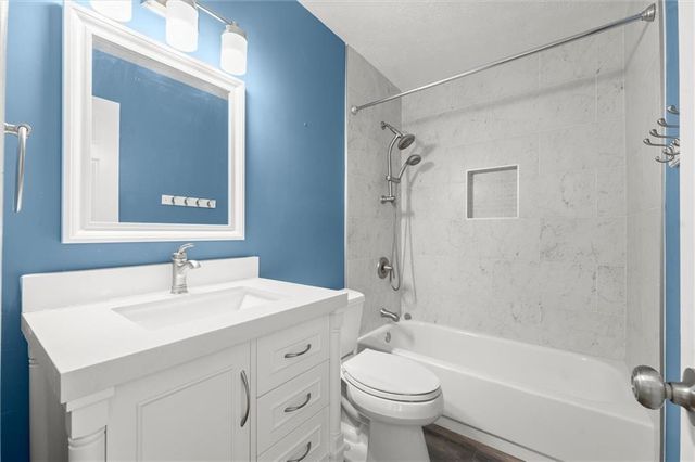 11935 Leeward Walk Circle, Alpharetta, GA 30005