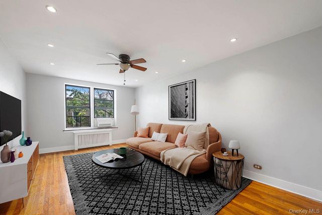 2420 Morris Avenue 6K, Bronx, NY 10468