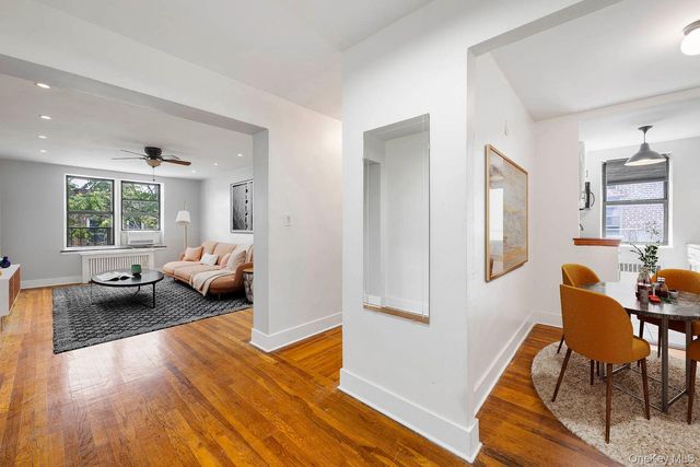 2420 Morris Avenue 6K, Bronx, NY 10468