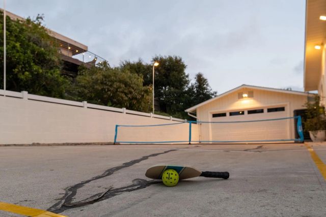 1551 Burgundy Rd, Encinitas, CA 92024