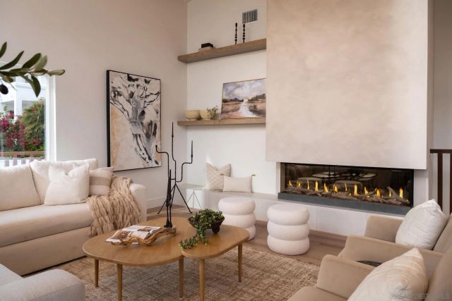 1551 Burgundy Rd, Encinitas, CA 92024