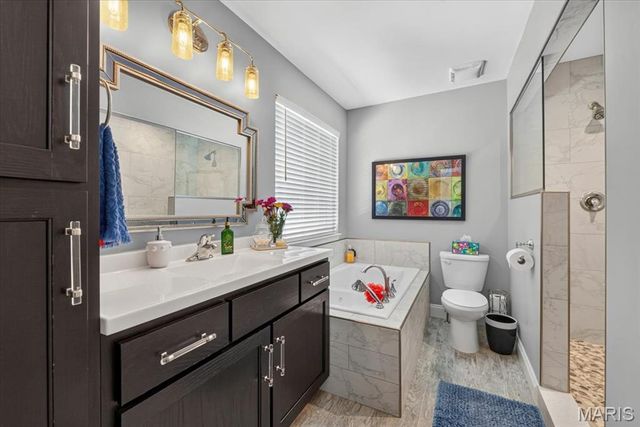 3700 S Lakeshore Drive, House Springs, MO 63051