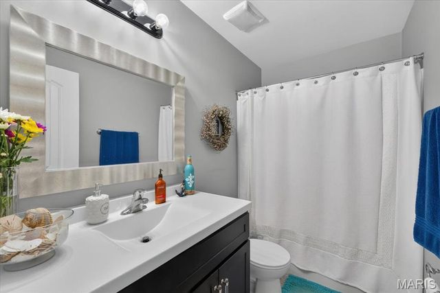 3700 S Lakeshore Drive, House Springs, MO 63051