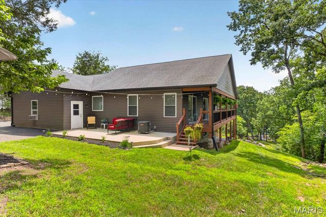 3700 S Lakeshore Drive, House Springs, MO 63051