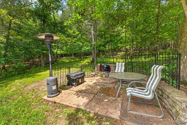 3700 S Lakeshore Drive, House Springs, MO 63051