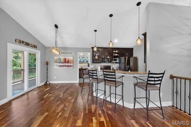 3700 S Lakeshore Drive, House Springs, MO 63051