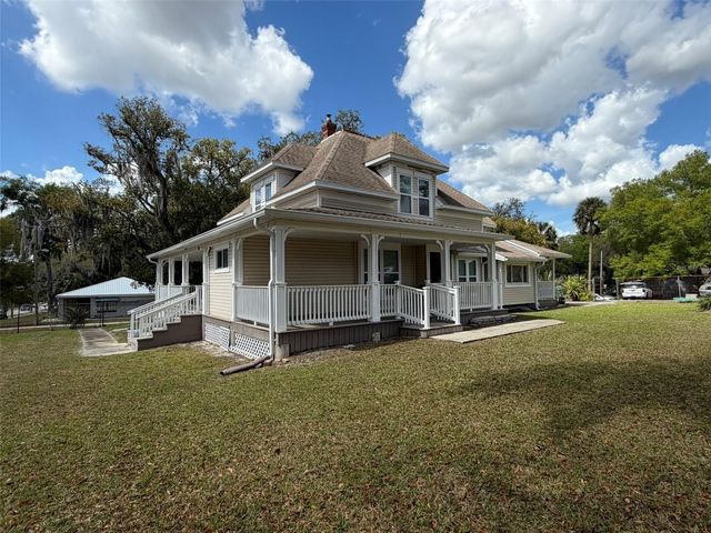 903 E NEW YORK AVENUE, Deland, FL 32724