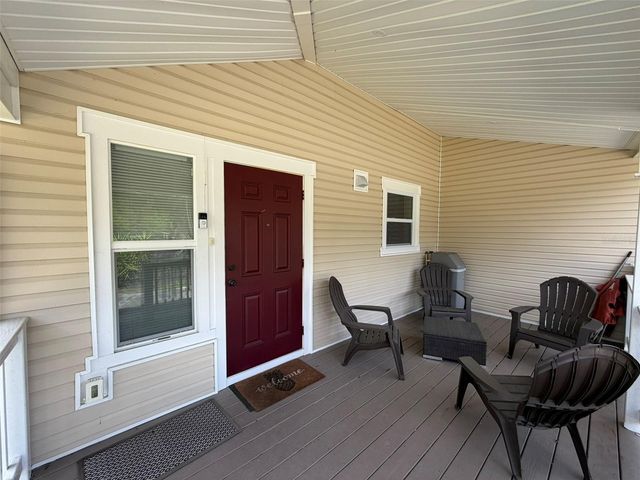 903 E NEW YORK AVENUE, Deland, FL 32724