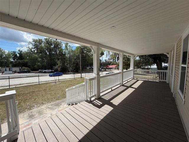 903 E NEW YORK AVENUE, Deland, FL 32724