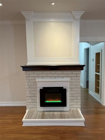 903 E NEW YORK AVENUE, Deland, FL 32724