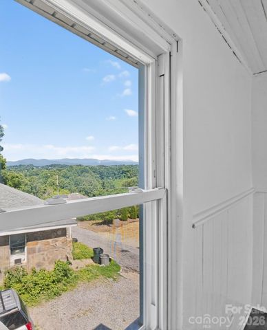 80 Ridge Street, Marion, NC 28752