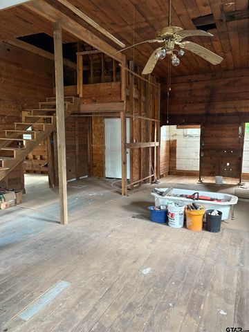 219 N Main St., Rusk, TX 75785