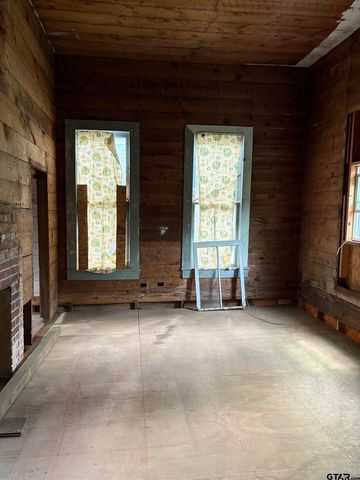 219 N Main St., Rusk, TX 75785