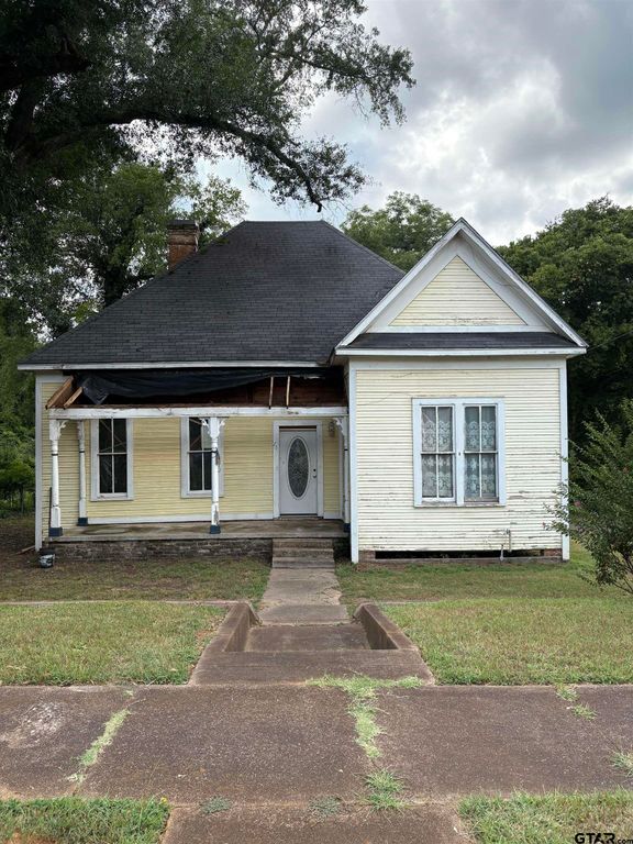 219 N Main St., Rusk, TX 75785