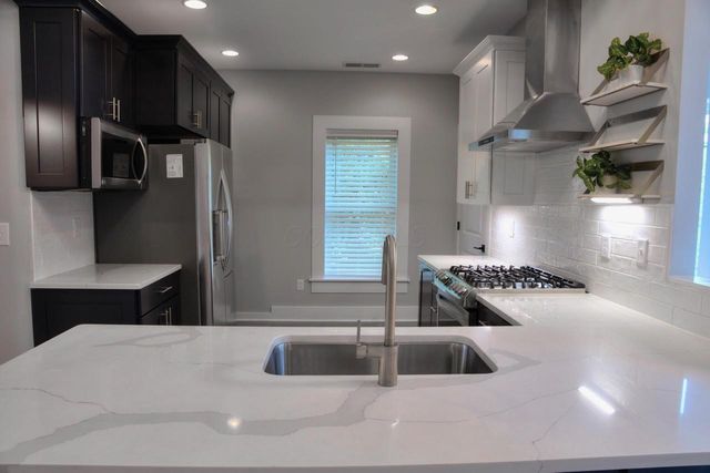 76 W Starr Avenue, Columbus, OH 43201