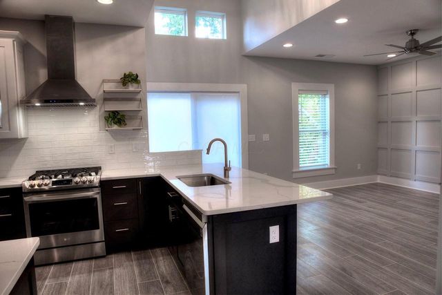 76 W Starr Avenue, Columbus, OH 43201