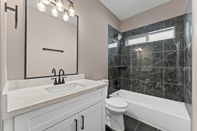 8135 Woodward Street B, Houston, TX 77051