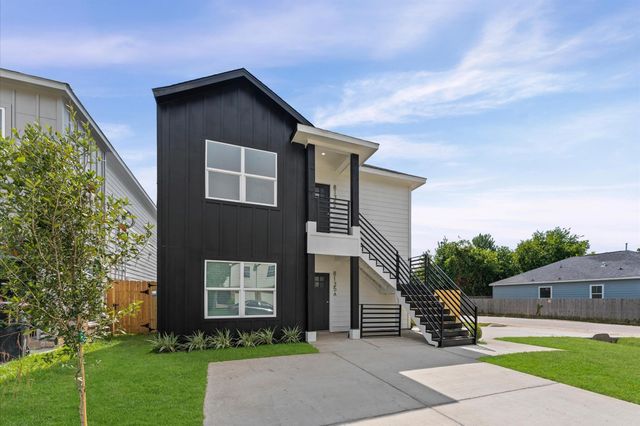 8135 Woodward Street B, Houston, TX 77051