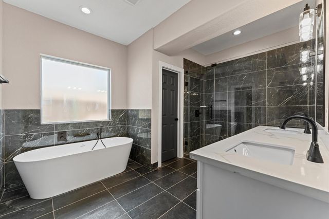 8135 Woodward Street B, Houston, TX 77051