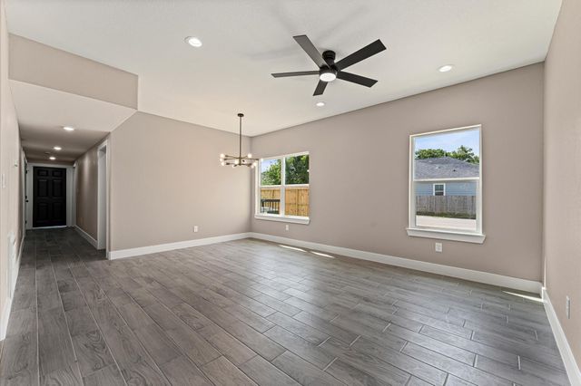 8135 Woodward Street B, Houston, TX 77051