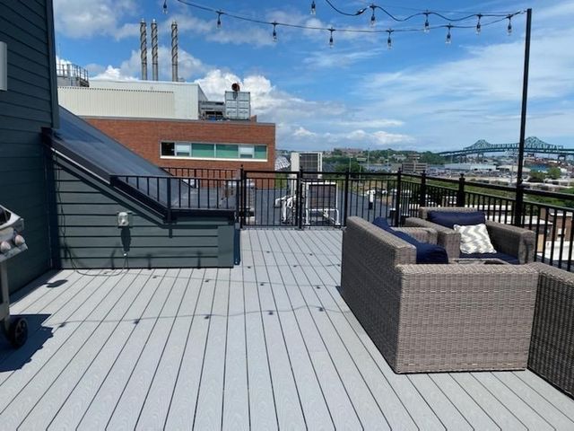 30 Polk St 206, Boston, MA 02129