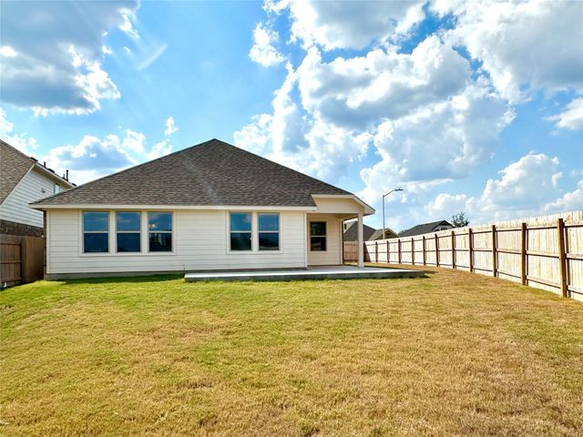 336 Chaste Tree DR, San Marcos, TX 78666