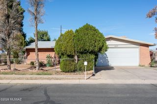 4249 E Canada Stravenue, Tucson, AZ 85706