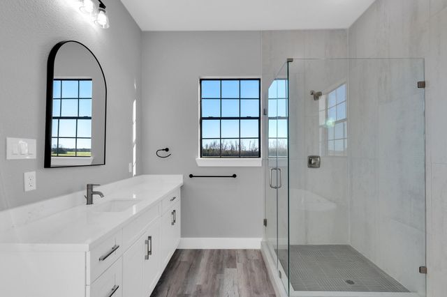 519 Chuckwagon Trail, Angleton, TX 77515