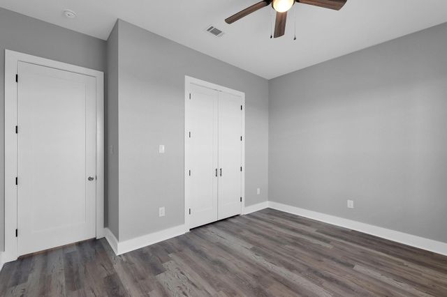 519 Chuckwagon Trail, Angleton, TX 77515