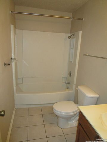 7714 Moonlit Ridge, San Antonio, TX 78239