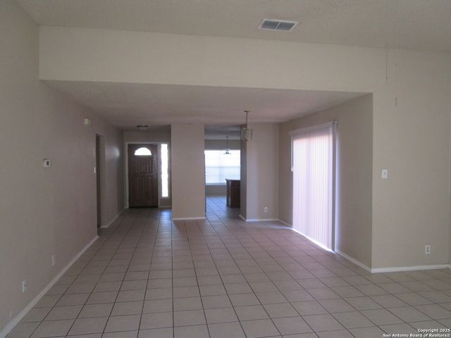 7714 Moonlit Ridge, San Antonio, TX 78239