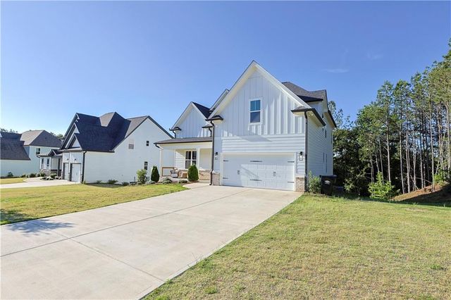 119 Dazzling Court, Dallas, GA 30132