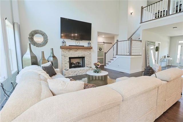 119 Dazzling Court, Dallas, GA 30132