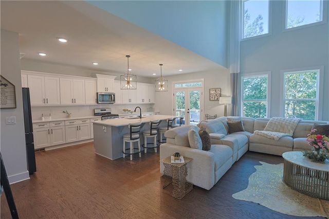 119 Dazzling Court, Dallas, GA 30132
