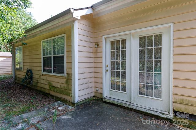 8601 Findon Place, Charlotte, NC 28215