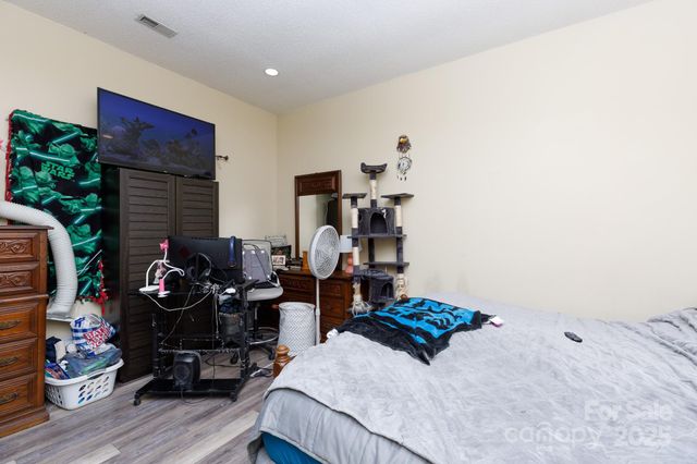 8601 Findon Place, Charlotte, NC 28215
