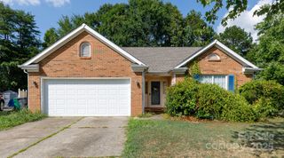 8601 Findon Place, Charlotte, NC 28215