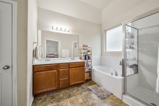 9978 Sterling Place Drive, Conroe, TX 77303