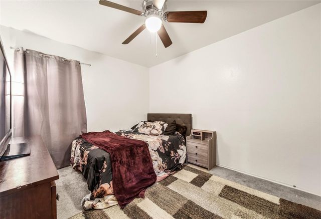 9978 Sterling Place Drive, Conroe, TX 77303