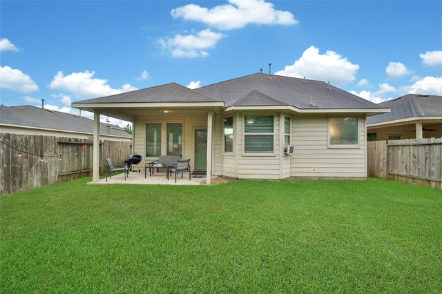 9978 Sterling Place Drive, Conroe, TX 77303