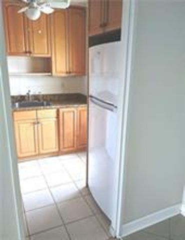 2555 NE 11th Street 803, Fort Lauderdale, FL 33304